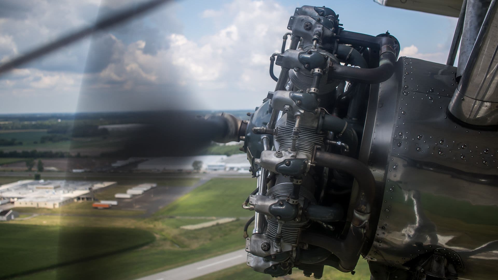 Taking flight with a 1928 Ford Trimotor — image 3
