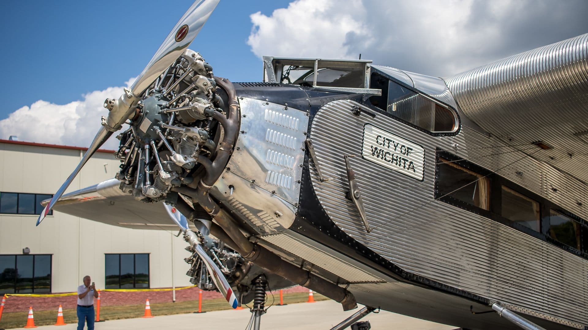 Taking flight with a 1928 Ford Trimotor — image 7